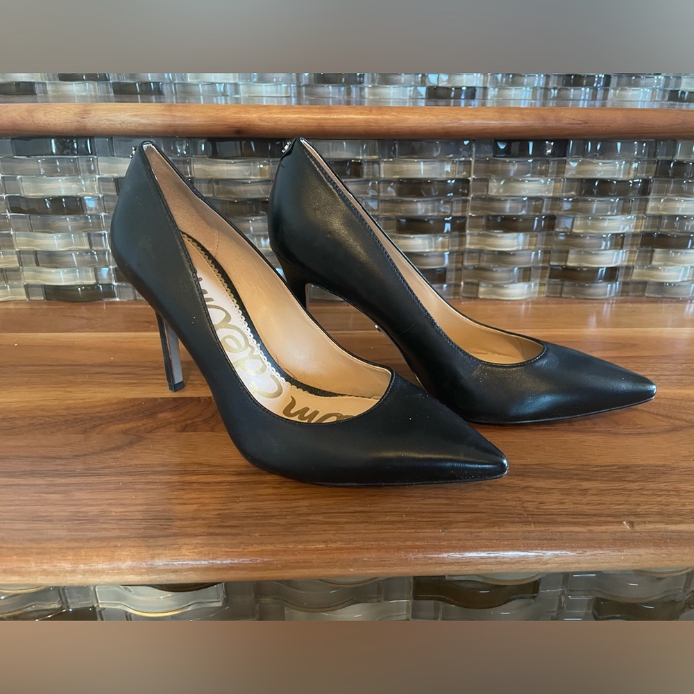 Black Pump by Sam Edelman 3.5" heel Size 6.5